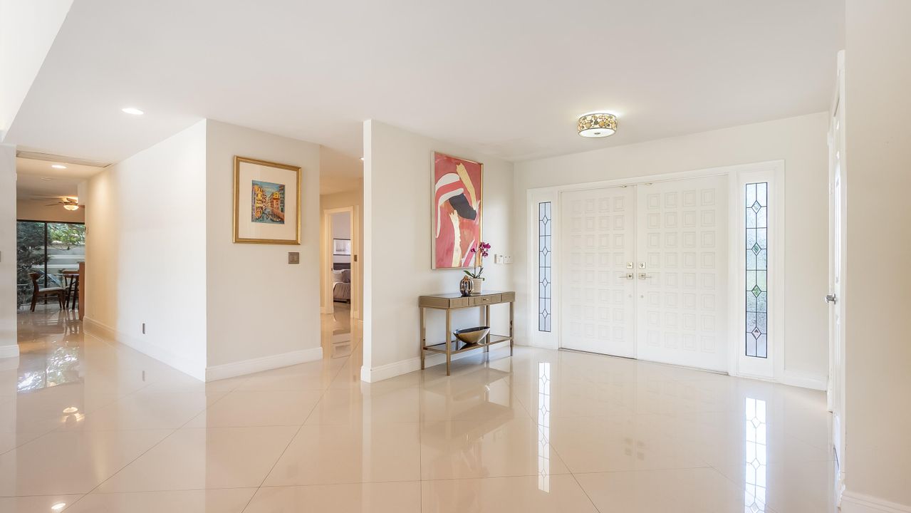 For Sale: $1,650,000 (3 beds, 3 baths, 3168 Square Feet)