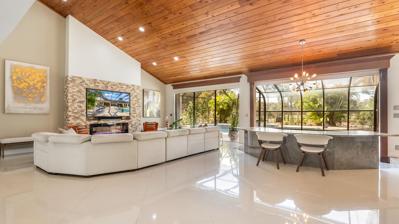 For Sale: $1,650,000 (3 beds, 3 baths, 3168 Square Feet)