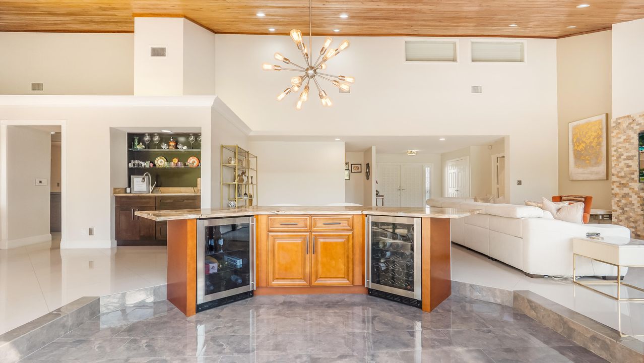 For Sale: $1,650,000 (3 beds, 3 baths, 3168 Square Feet)