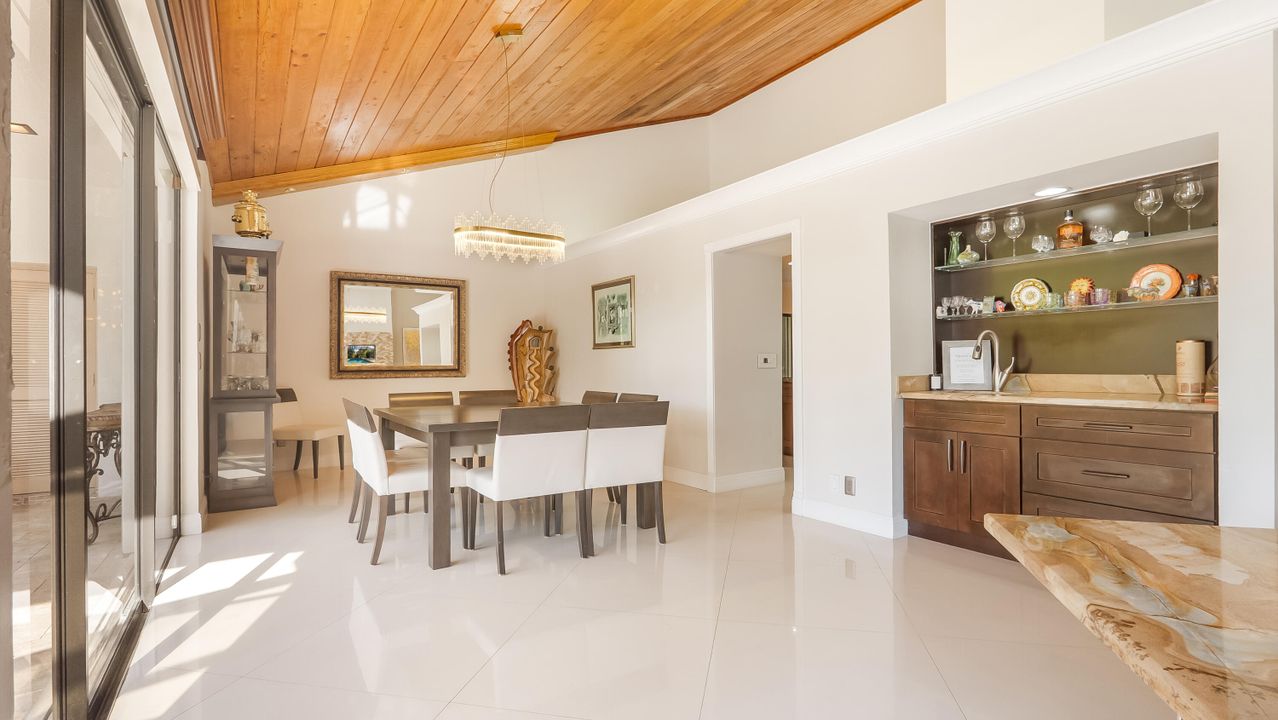 For Sale: $1,650,000 (3 beds, 3 baths, 3168 Square Feet)