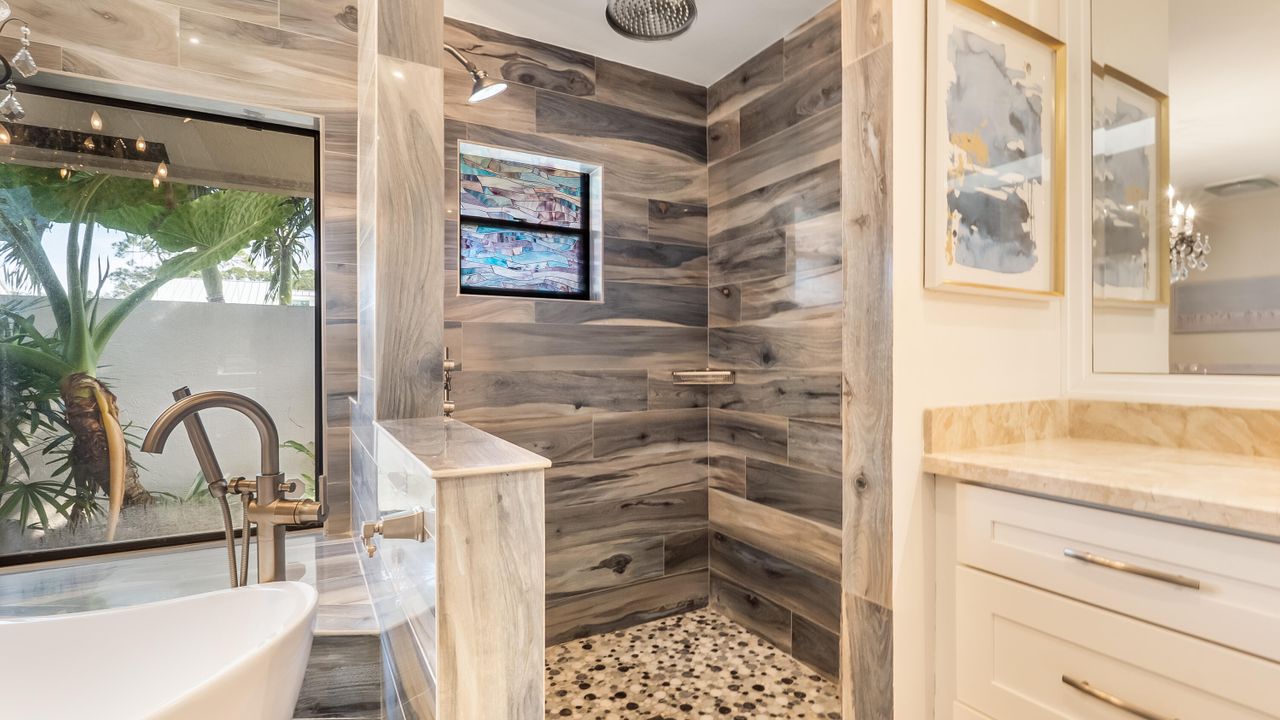 For Sale: $1,650,000 (3 beds, 3 baths, 3168 Square Feet)