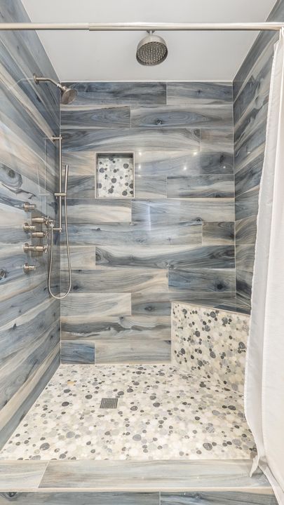 For Sale: $1,650,000 (3 beds, 3 baths, 3168 Square Feet)