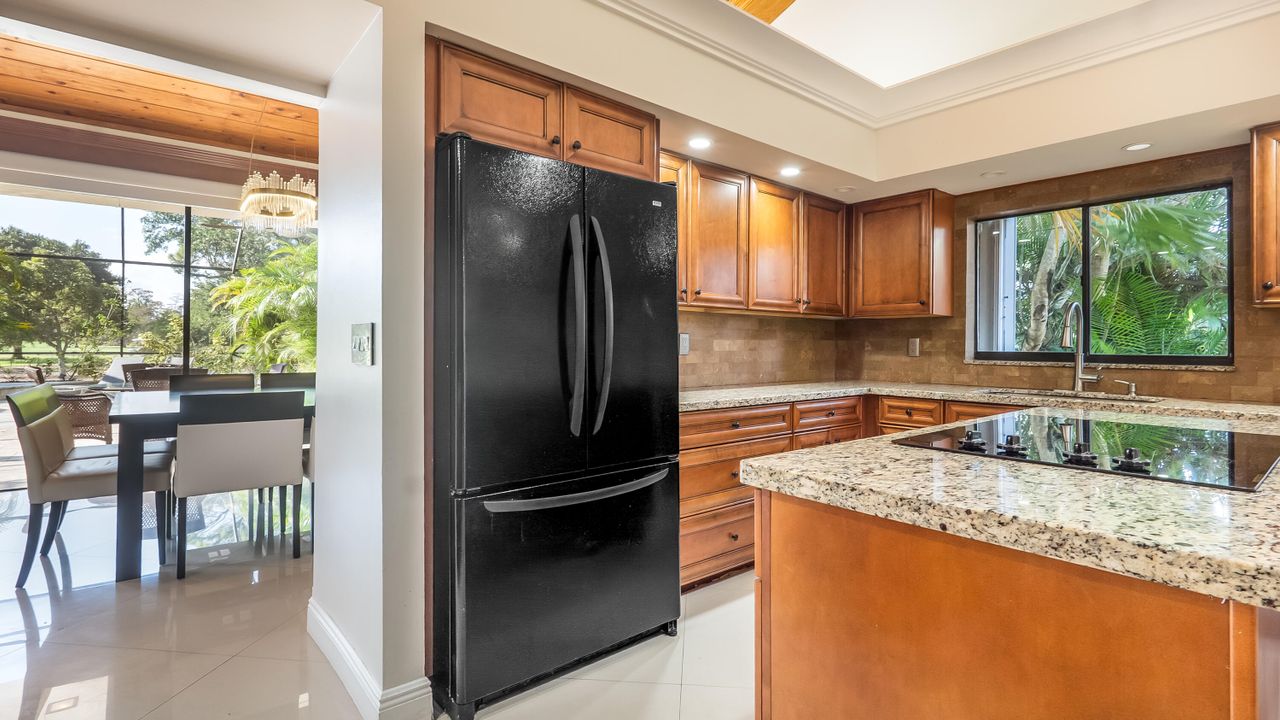 For Sale: $1,650,000 (3 beds, 3 baths, 3168 Square Feet)