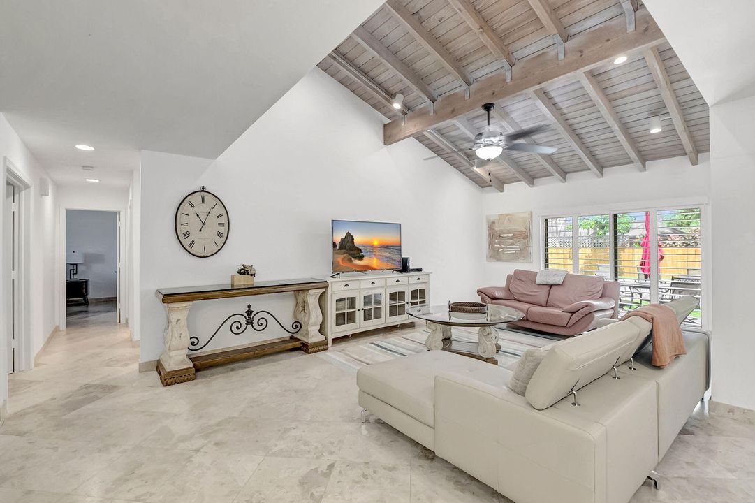 For Rent: $8,000 (2 beds, 2 baths, 2027 Square Feet)