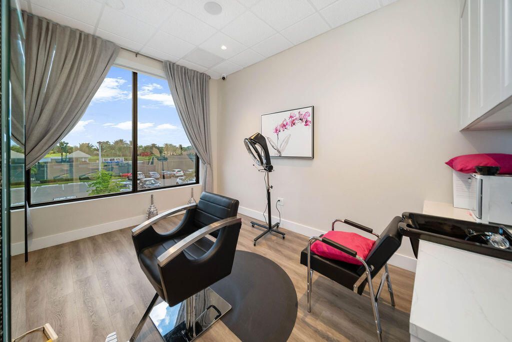 For Sale: $1,650,000 (3 beds, 3 baths, 3168 Square Feet)