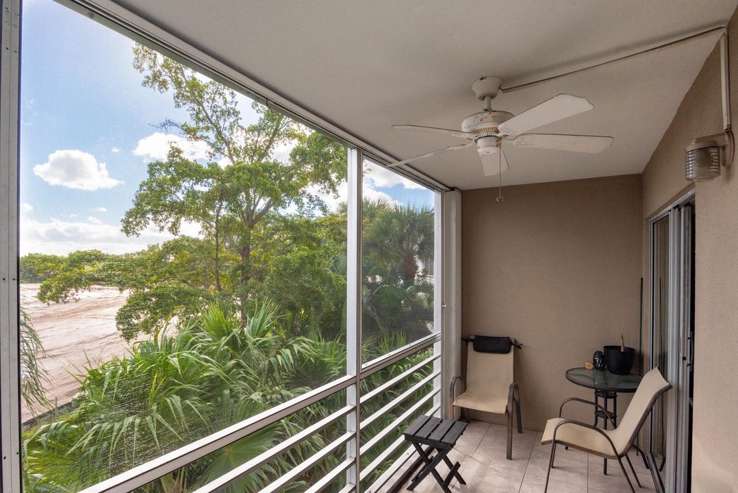 For Sale: $149,900 (2 beds, 2 baths, 1110 Square Feet)