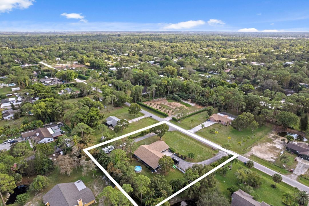 待售: $689,500 (4 贝兹, 2 浴室, 2419 平方英尺)