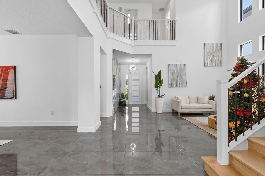 待售: $1,850,000 (5 贝兹, 7 浴室, 4484 平方英尺)