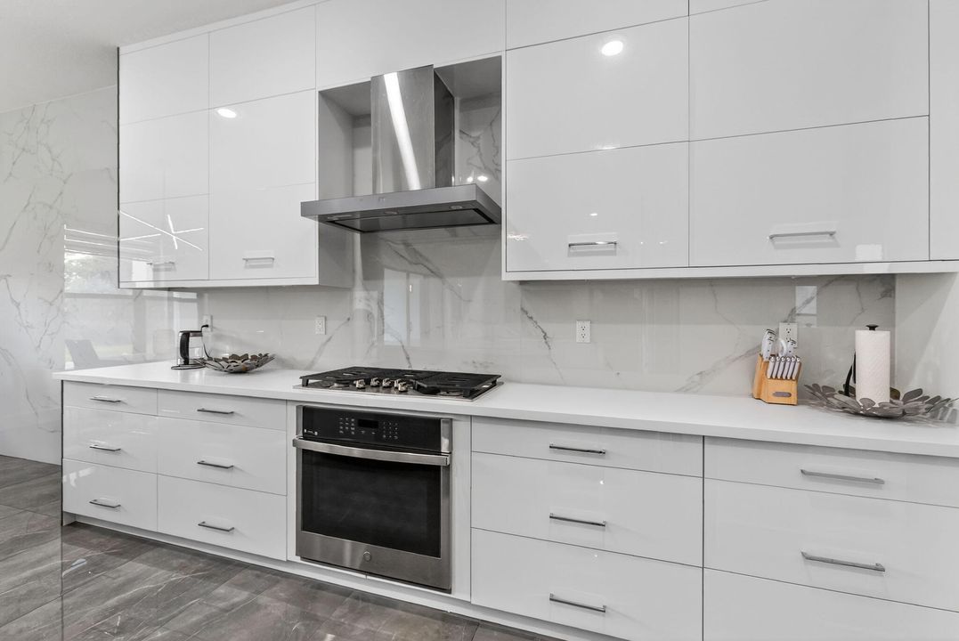 待售: $1,850,000 (5 贝兹, 7 浴室, 4484 平方英尺)