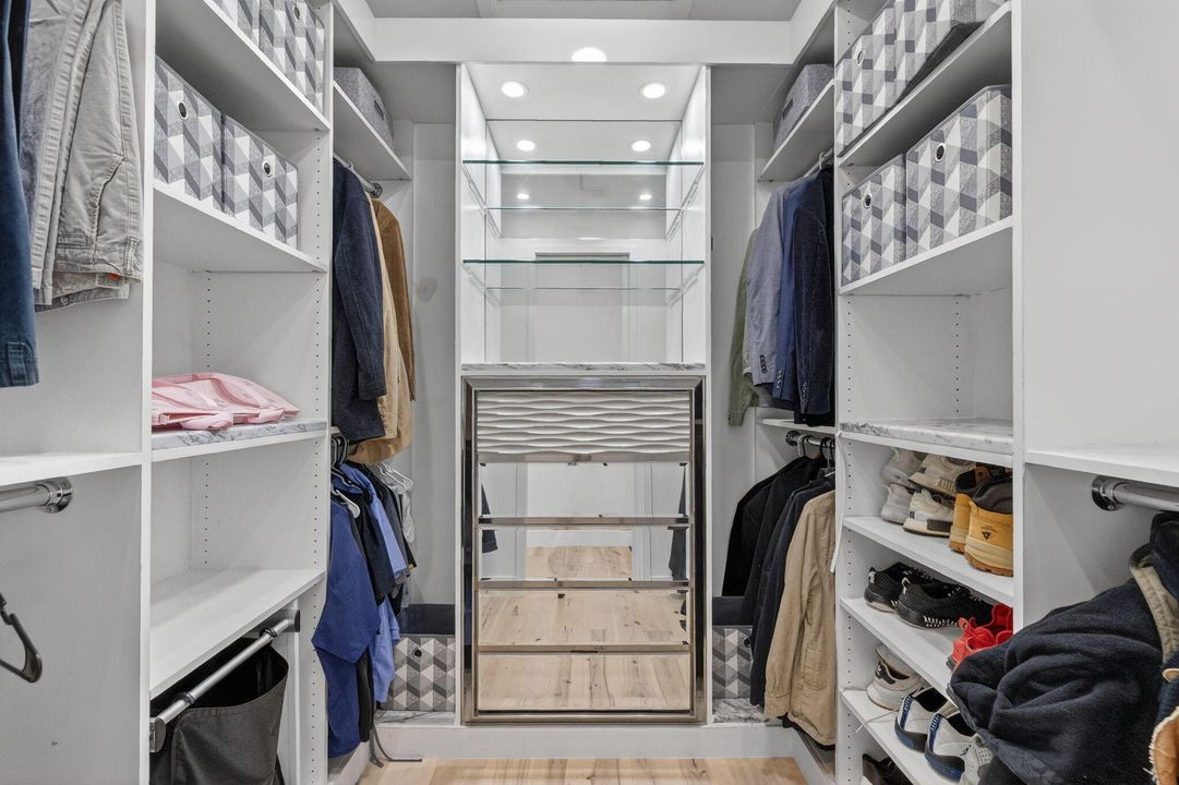 待售: $1,850,000 (5 贝兹, 7 浴室, 4484 平方英尺)