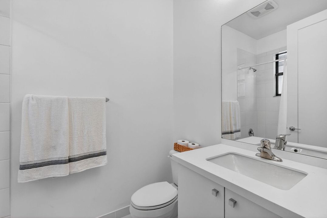 待售: $1,850,000 (5 贝兹, 7 浴室, 4484 平方英尺)