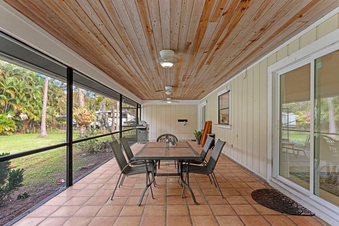 待售: $689,500 (4 贝兹, 2 浴室, 2419 平方英尺)