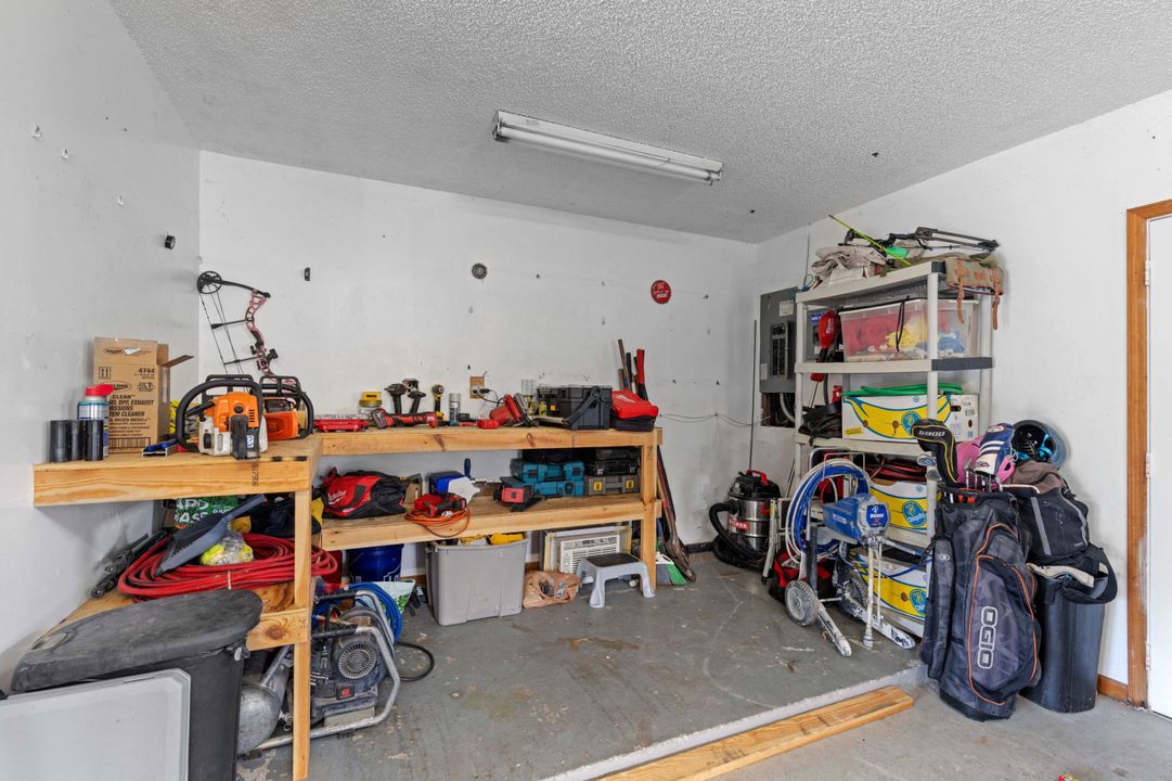 待售: $689,500 (4 贝兹, 2 浴室, 2419 平方英尺)