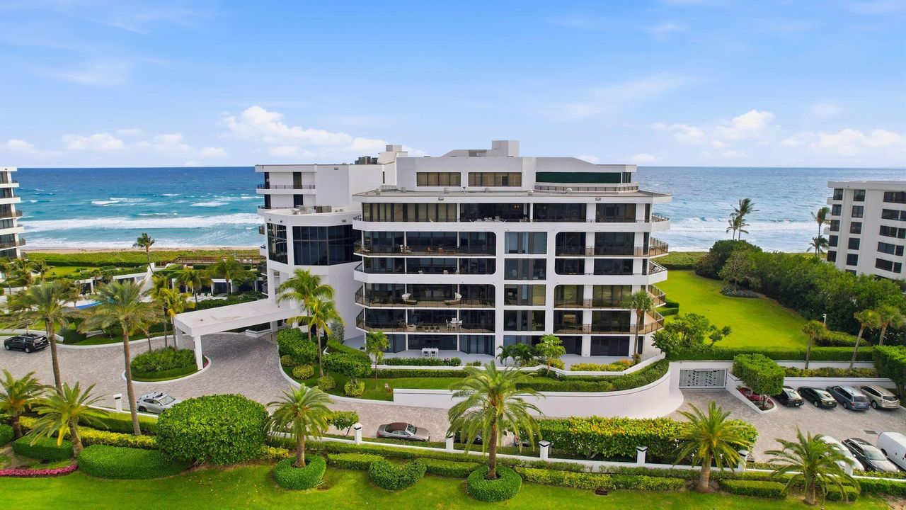 En Venta: $4,800,000 (3 camas, 3 baños, 2945 Pies cuadrados)