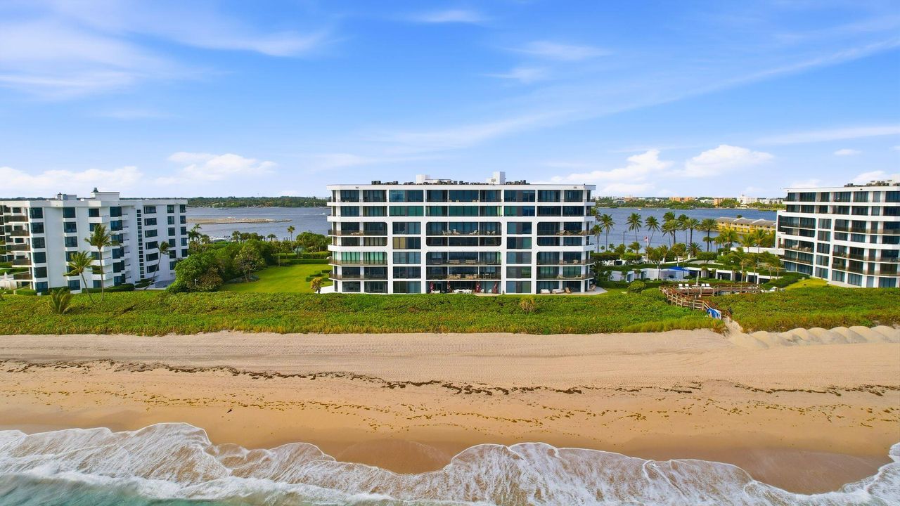 En Venta: $4,800,000 (3 camas, 3 baños, 2945 Pies cuadrados)