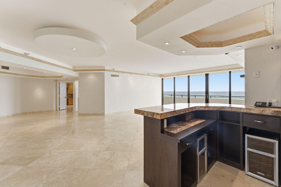 En Venta: $4,800,000 (3 camas, 3 baños, 2945 Pies cuadrados)