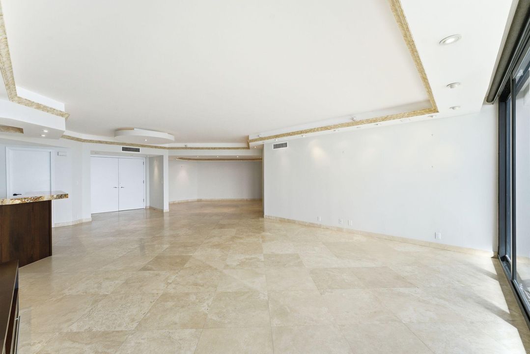 En Venta: $4,800,000 (3 camas, 3 baños, 2945 Pies cuadrados)