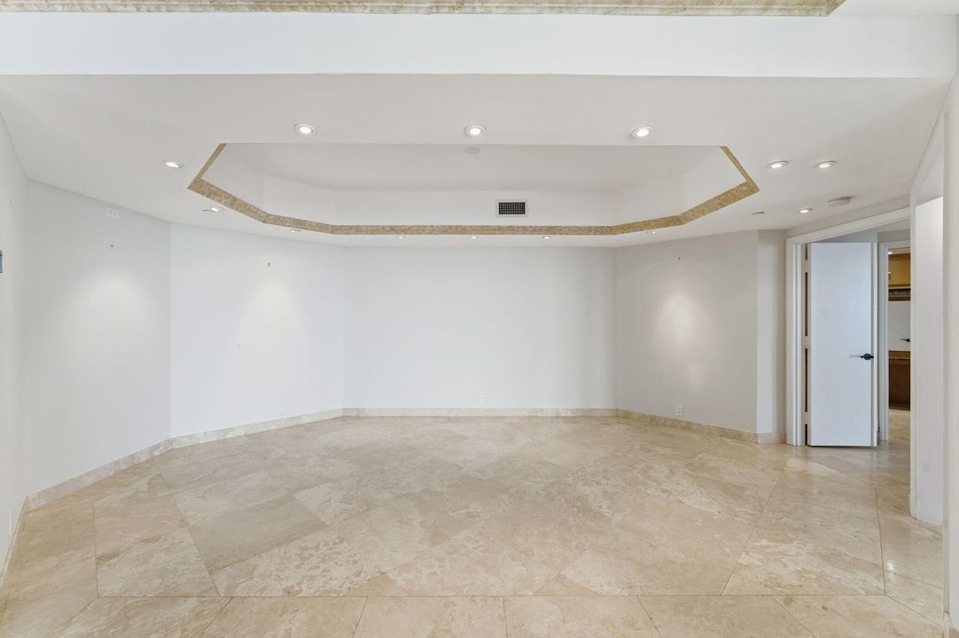 En Venta: $4,800,000 (3 camas, 3 baños, 2945 Pies cuadrados)