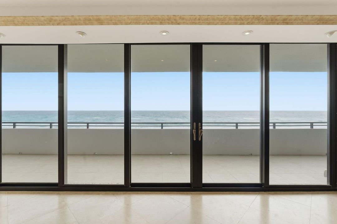 En Venta: $4,800,000 (3 camas, 3 baños, 2945 Pies cuadrados)