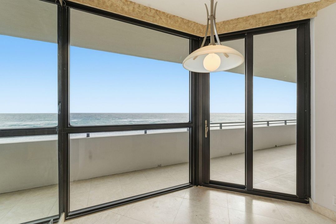 En Venta: $4,800,000 (3 camas, 3 baños, 2945 Pies cuadrados)