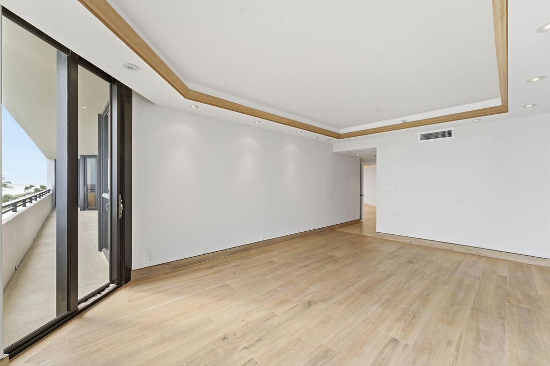 En Venta: $4,800,000 (3 camas, 3 baños, 2945 Pies cuadrados)