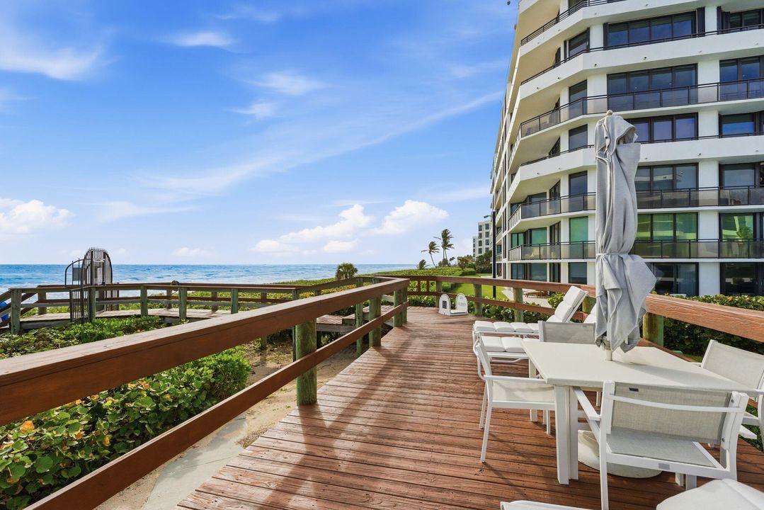 En Venta: $4,800,000 (3 camas, 3 baños, 2945 Pies cuadrados)