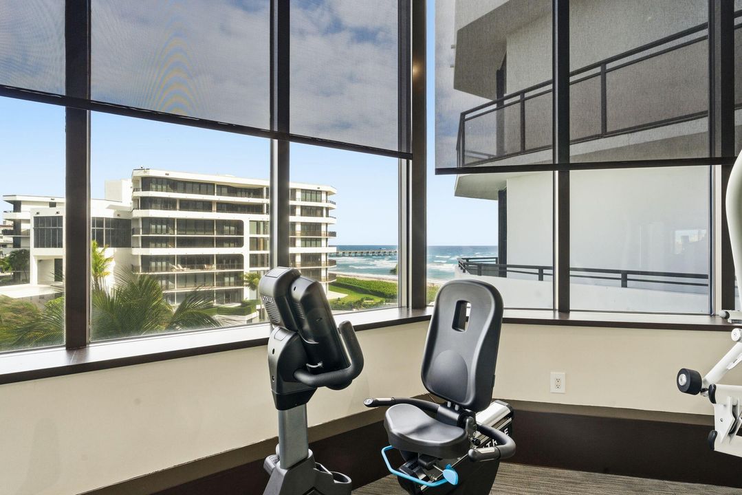 En Venta: $4,800,000 (3 camas, 3 baños, 2945 Pies cuadrados)