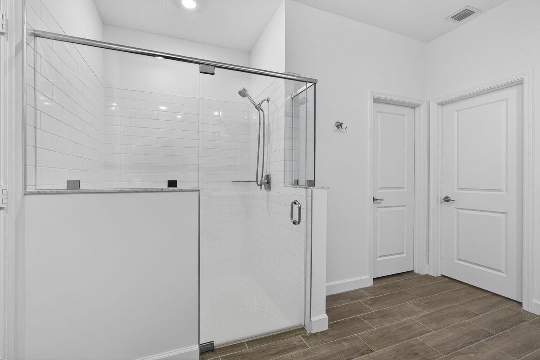 For Sale: $539,900 (3 beds, 2 baths, 1749 Square Feet)