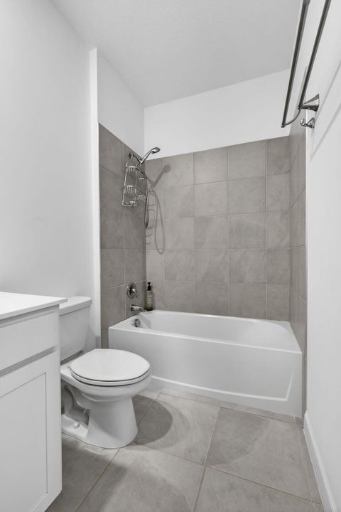 For Sale: $525,000 (3 beds, 2 baths, 1952 Square Feet)