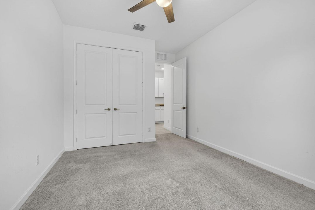 For Sale: $525,000 (3 beds, 2 baths, 1952 Square Feet)