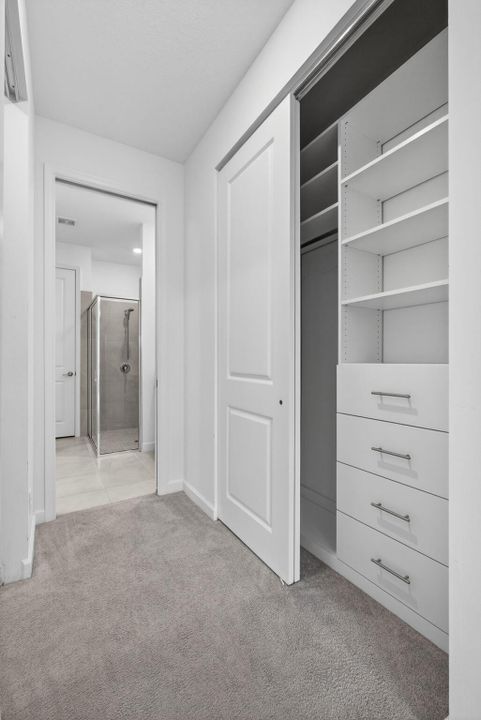 For Sale: $525,000 (3 beds, 2 baths, 1952 Square Feet)