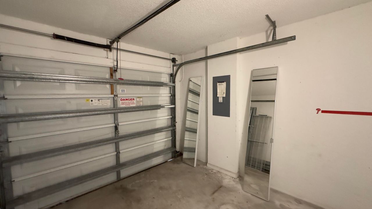 出租: $2,795 (2 贝兹, 2 浴室, 1358 平方英尺)