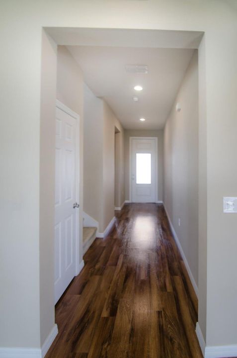 В аренду: $2,800 (4 спален, 3 ванн, 2503 Квадратных фут)