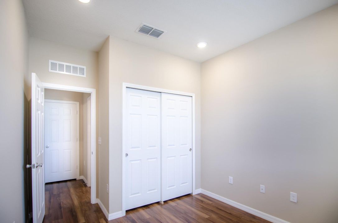 В аренду: $2,800 (4 спален, 3 ванн, 2503 Квадратных фут)