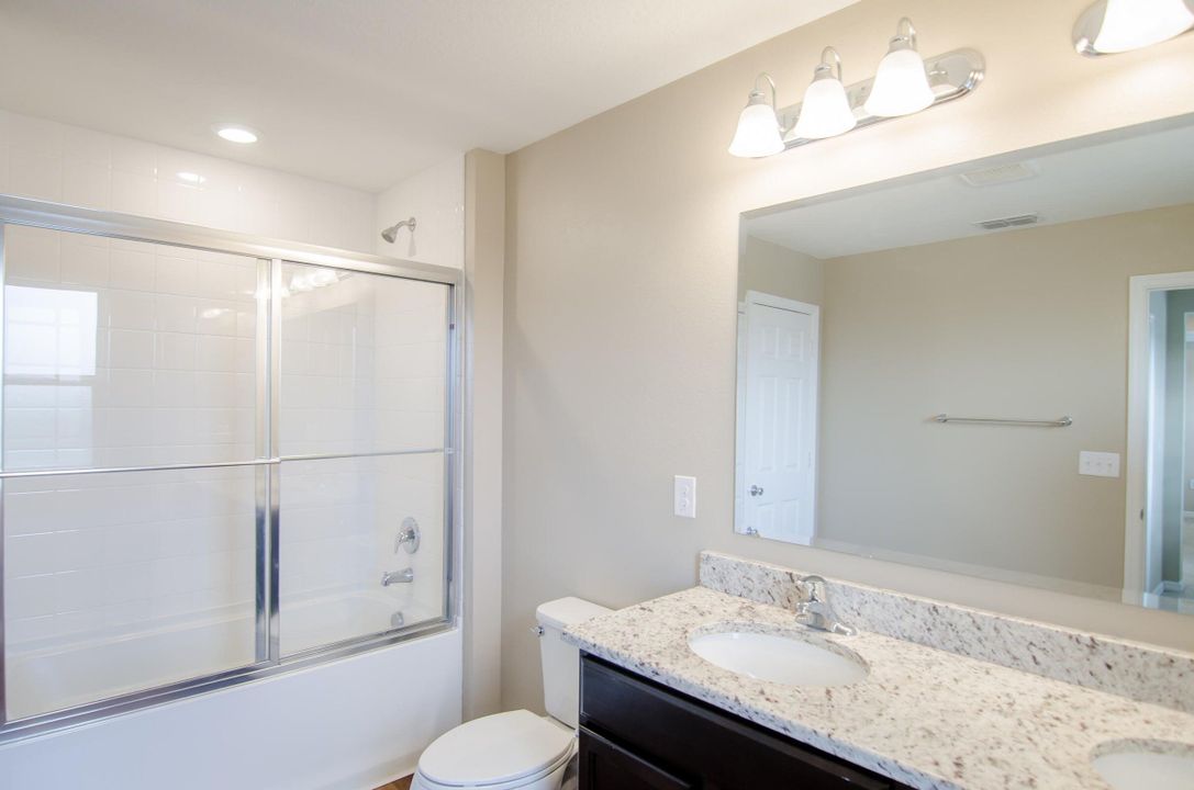 В аренду: $2,800 (4 спален, 3 ванн, 2503 Квадратных фут)