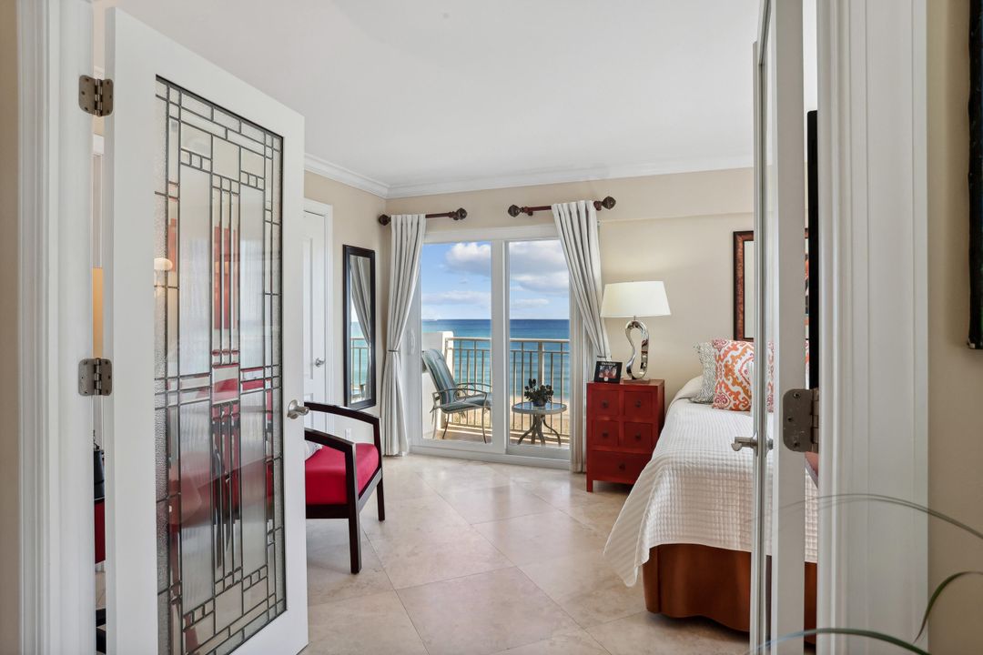 В аренду: $6,200 (2 спален, 2 ванн, 1050 Квадратных фут)