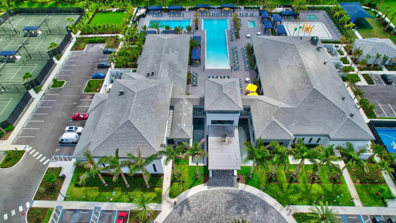 待售: $1,850,000 (5 贝兹, 7 浴室, 4484 平方英尺)