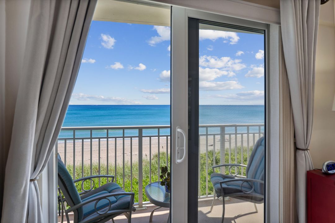 В аренду: $6,200 (2 спален, 2 ванн, 1050 Квадратных фут)