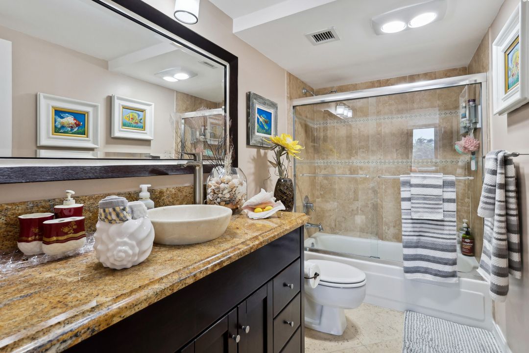 В аренду: $6,200 (2 спален, 2 ванн, 1050 Квадратных фут)