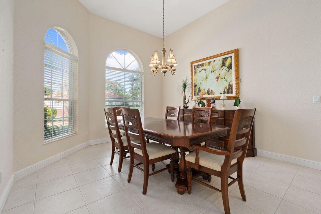 For Sale: $679,000 (4 beds, 3 baths, 3123 Square Feet)