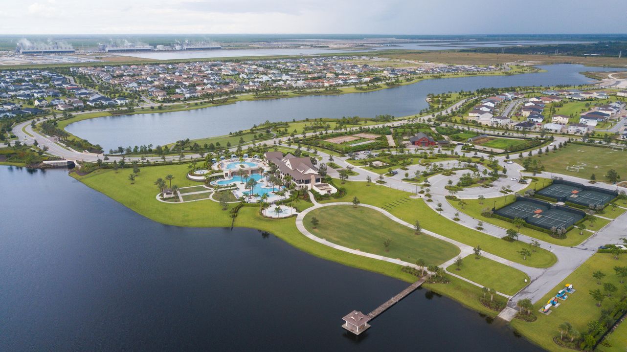 For Sale: $525,000 (3 beds, 2 baths, 1952 Square Feet)