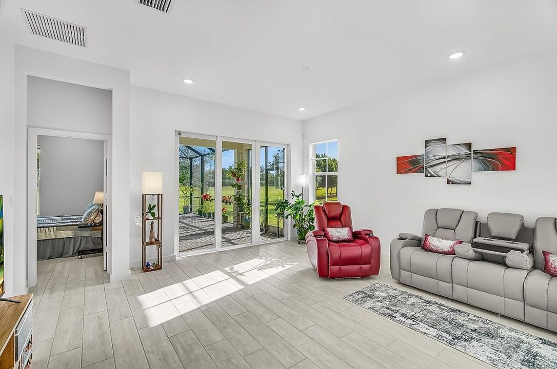 На продажу: $499,900 (3 спален, 2 ванн, 1925 Квадратных фут)