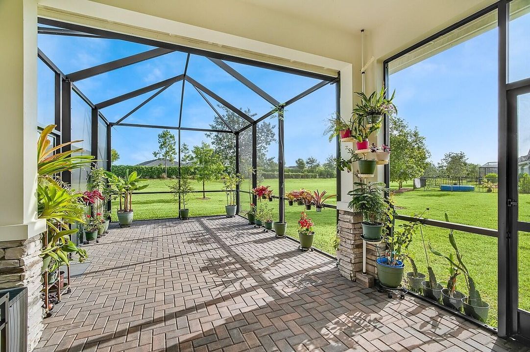 На продажу: $499,900 (3 спален, 2 ванн, 1925 Квадратных фут)