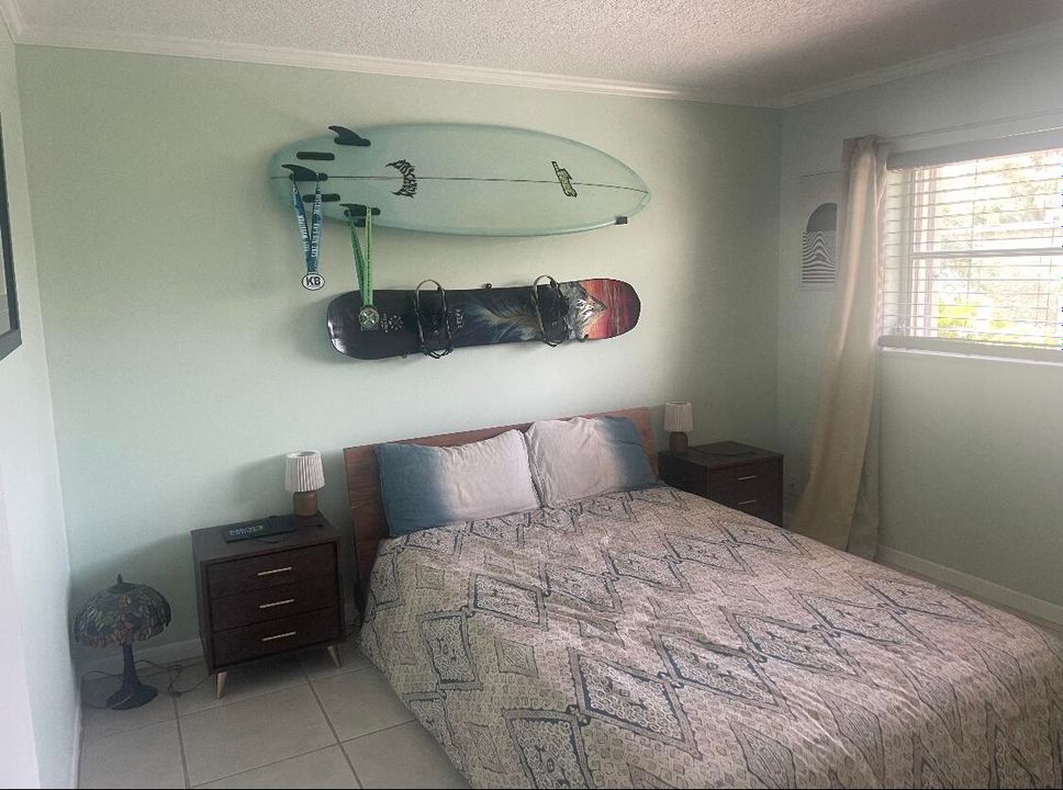 For Rent: $1,700 (1 beds, 1 baths, 560 Square Feet)