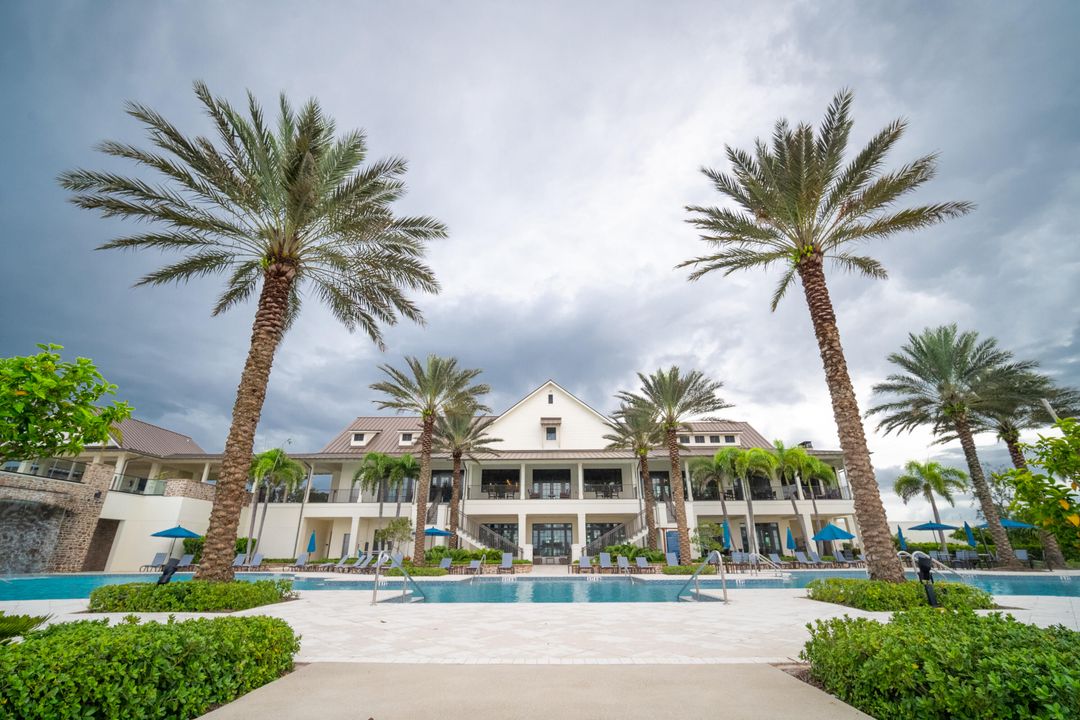 出租: $3,300 (3 贝兹, 2 浴室, 1952 平方英尺)