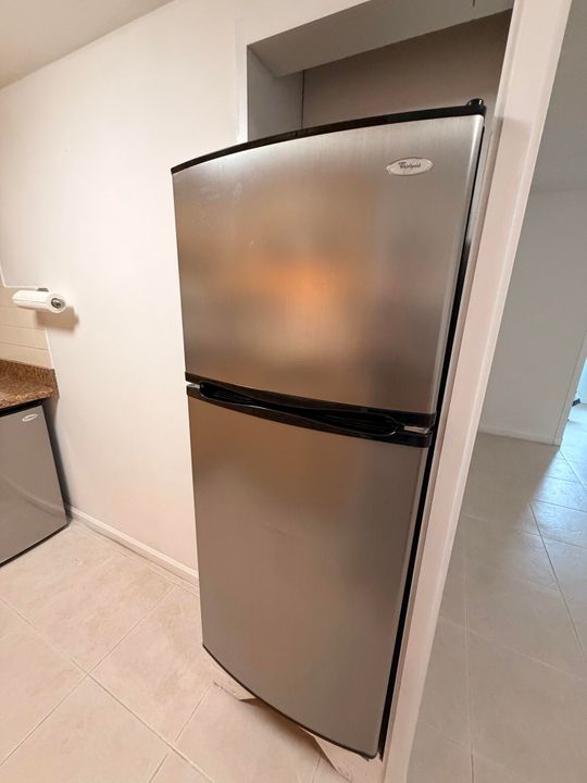 待售: $199,900 (1 贝兹, 1 浴室, 600 平方英尺)