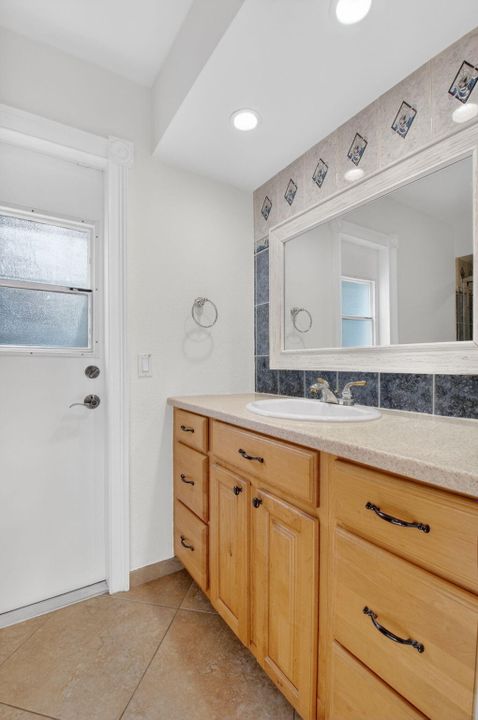 En Renta: $6,500 (4 camas, 2 baños, 1944 Pies cuadrados)