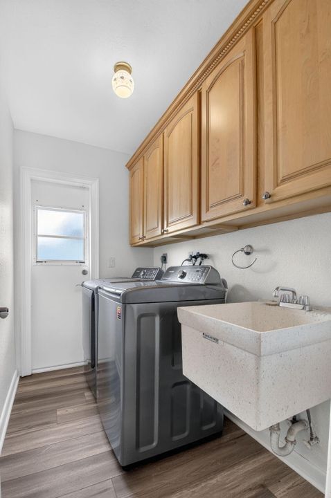 En Renta: $6,500 (4 camas, 2 baños, 1944 Pies cuadrados)