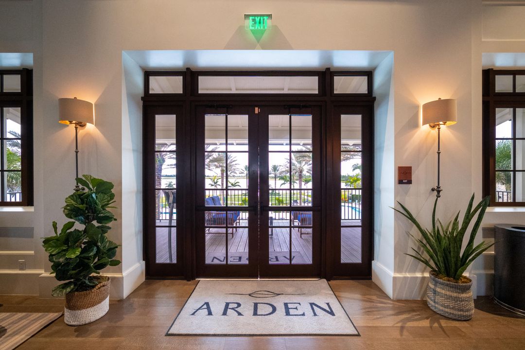 For Sale: $539,900 (3 beds, 2 baths, 1749 Square Feet)