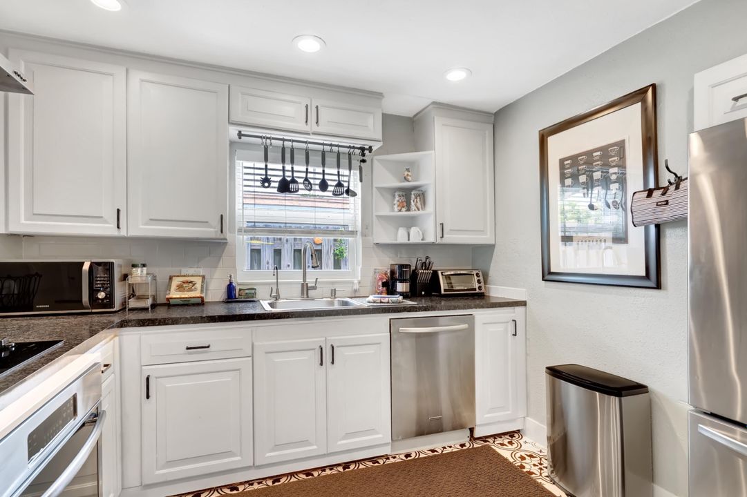 En Venta: $1,500,000 (3 camas, 2 baños, 1622 Pies cuadrados)